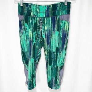 ATHLETA Be Free Capri Knicker Leggings  Catalina Green small